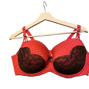 Additionelle NWT balconette bra 42D red/pink polka dot